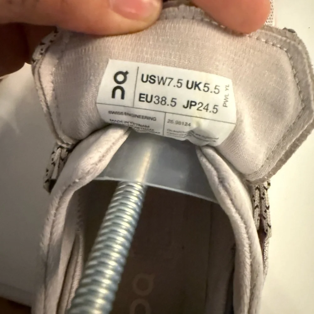 On Running Women's Light Gray and Pale Pink Cloudnova Sneakers - Picture 8 of 9